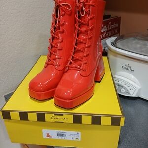 NWB CIRCUS BY SAM EDELMAN KARTER COMBAT BOOTS IN POPPY, 6M